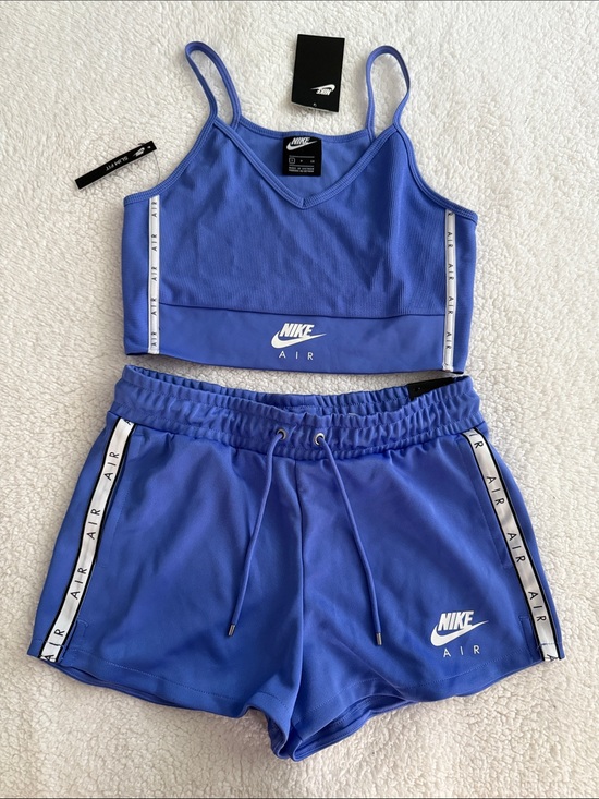 Nike Tops - Nike air set